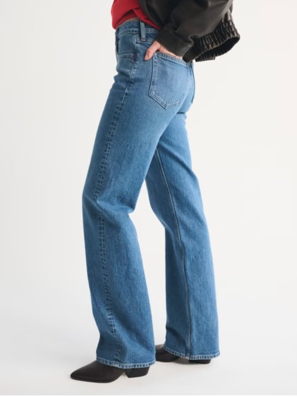 Abercrombie NWT High Rise 90s Relaxed Jeans 31 Red Heart Embroidered Straight
